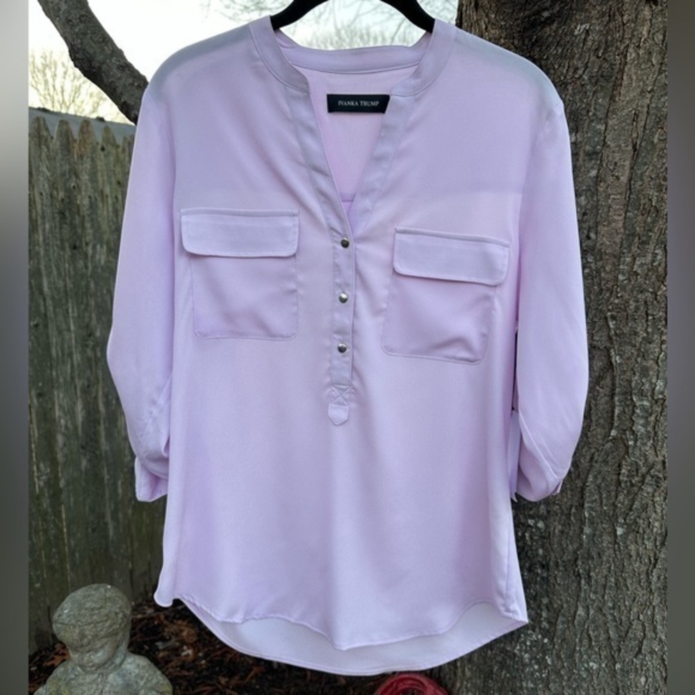 Ivanka Trump Women’s Lilac Top w/ Buttons (Small) (NWT) - Picture 2 of 10
